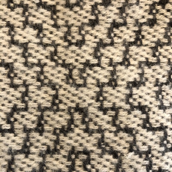 Reversible soft throw - Picture 3 of 3